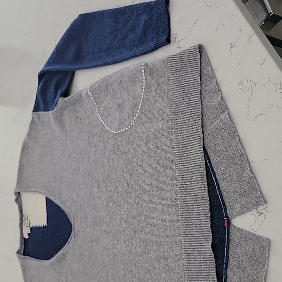 Label + Thread Wool Cashmere Colorblock Sweater | Grey Navy Cream | Size S - Picture 9 of 13